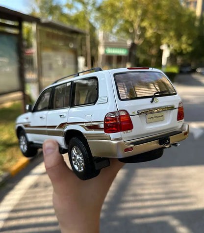 1:18 Land Cruiser 4700 Cruiser LC100 Alloy Simulation Car Model