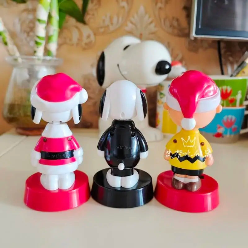 Snoopy Christmas Ornament Cartoon Kawaii Christmas Snoopy Car Mounted Solar Ornament Figurine Surprise Gift for Friends