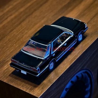In Stock TAKARA TOMY TOMYTEC 1/64 LV-N168C Nissan Cedric HT V30 Spot Goods Model Car Collect Edition Alloy Die Casting Toy Car