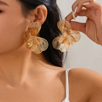 Ingemark Creative Chic Petal Flower Stud Earrings for Women Trendy Wed Bridal Gold Color Piercing Earring Daily Jewelry Gifts