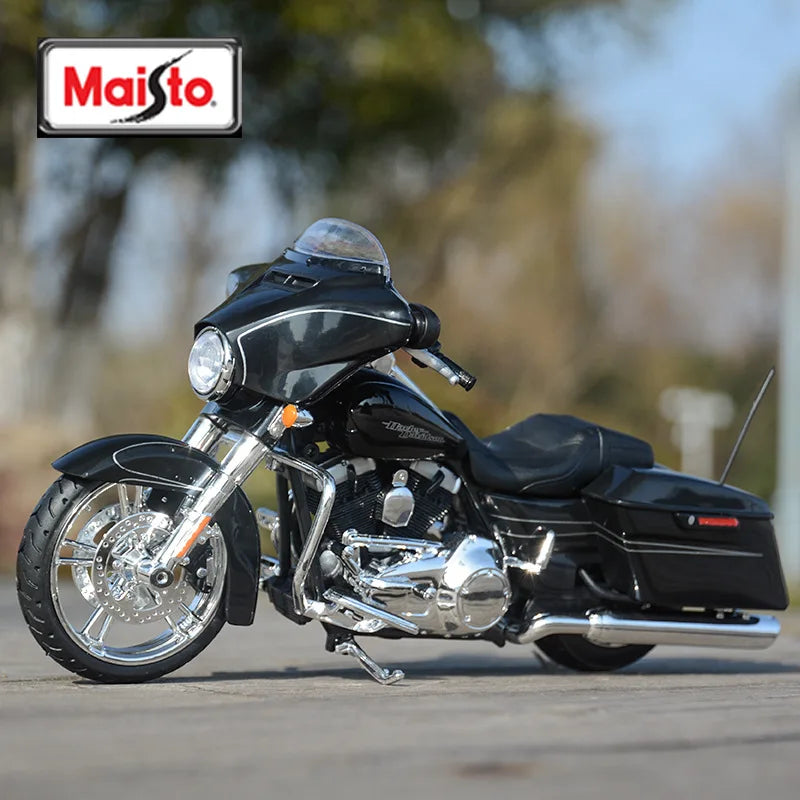 Maisto 1:12 Harley-Davidson 2015 Street Glide Special Alloy Motorcycle Model Diecast Classic Motorcycle Model Collectible Gifts