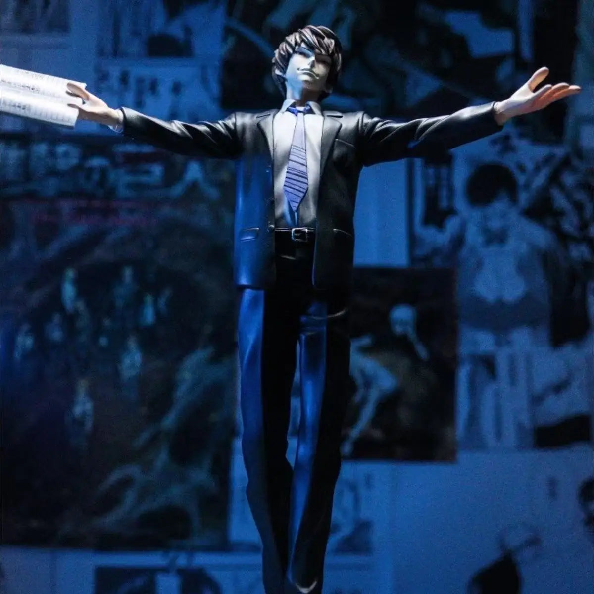 Death Note Yagami Light Figure, Suit-Wearing Statue Model with Open Arms, Death Note Anime Merchandise, Decorative Gift, Collectible Statue