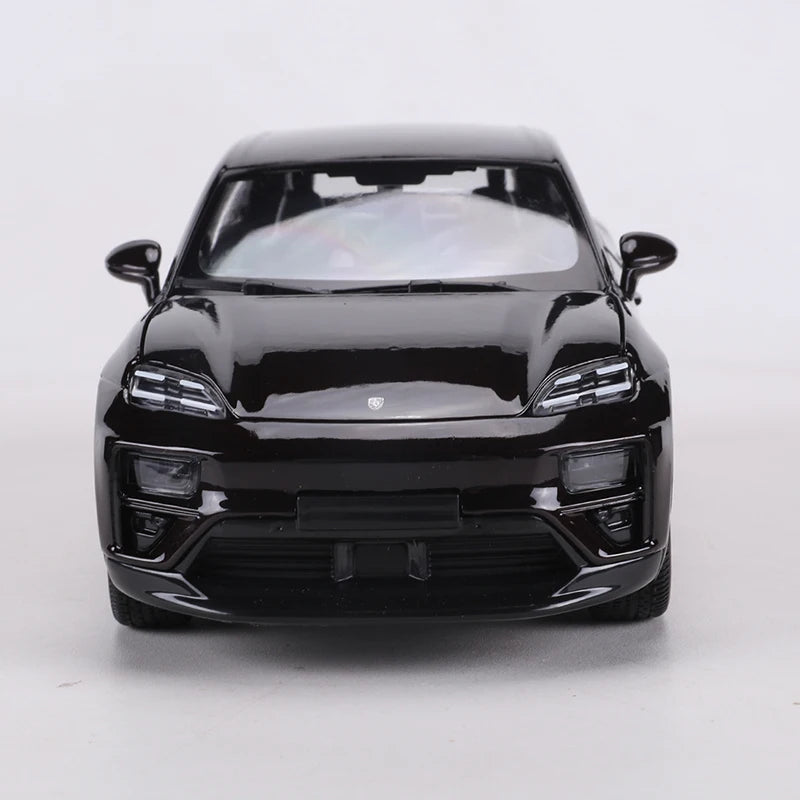 Burago 1:24 Porsche Macan Turbo Electric Alloy Model Car
