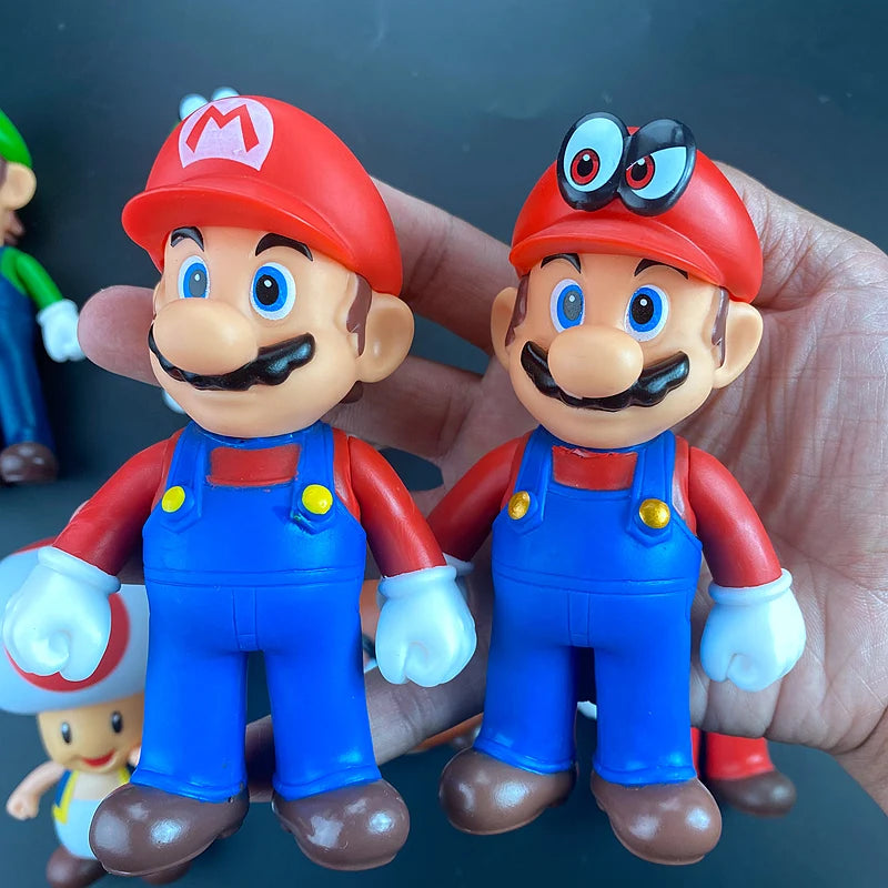 12cm Cartoon Dolls Model Anime Figures  Creative Collectible Model Toys Birthday Gift