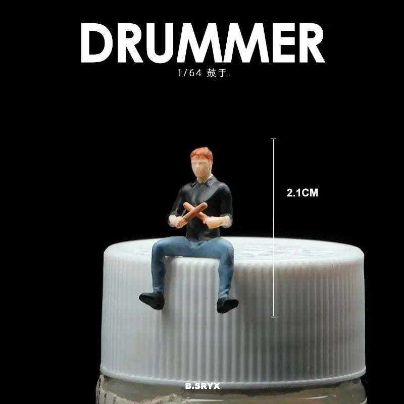 1/64 Scale Figure Band Singer Model  Resin  Miniature Figures Diorama Minifigures Garage Scenes DIY Craft Toys Collectible
