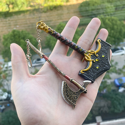 God of War 5 Ragnarok Keychain Kratos Leviathan Axe Blades of Chaos Mjolnir Hammer Weapon Pendant Key Chain for Men Keyring Gift