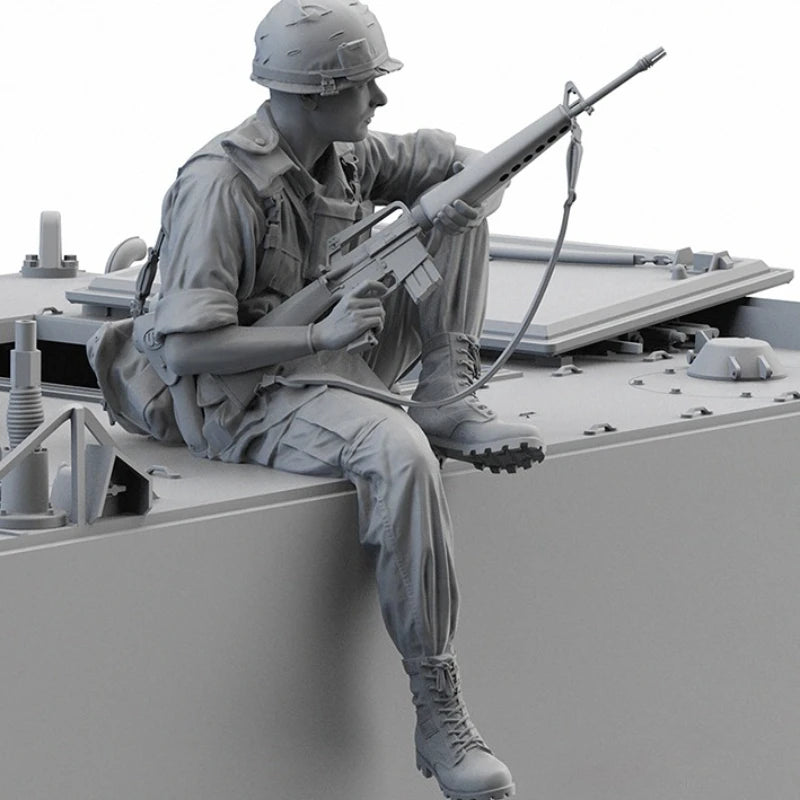 1/16 Scale Die-Cast Resin Figure Model Kit Vietnam War US Army Infantry Sitting Position Unassembled and Unpainted