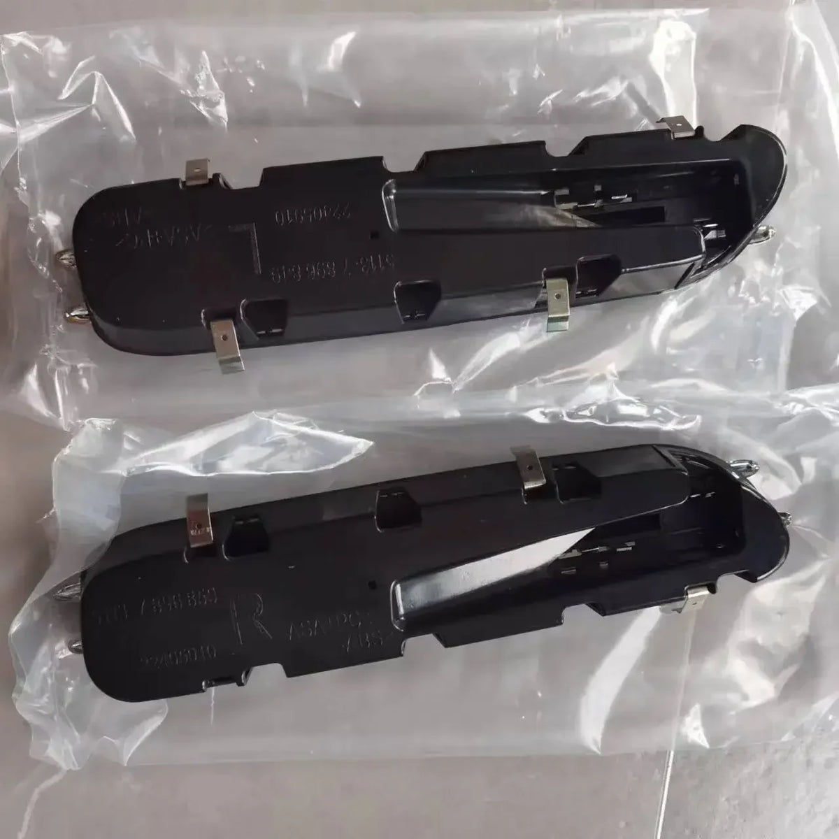 Badge Pair Left + Righ For BMW 5 Series E60 M5 2PCS Brandnew Chrome Car Fender Side Panel Grilles Vents Auto Parts