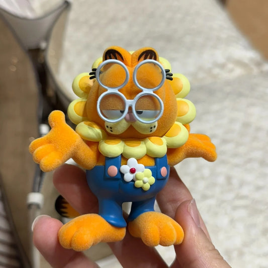 Trendy Play Blind Box Handmade Model New Genuine Garfield Perfect Holiday Series Accessories Cute Girl Gift Customization Doll