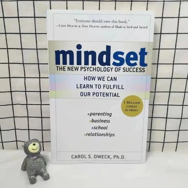 Seeing oneself growing Mindset: The New Psychology of Success English version books philosophy book librerialibros english books