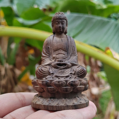 Hand-Carved Wooden Meditation Buddha Statue Ornament, Eastern Aesthetics, Classical Style, Suitable for Desktop Decorations, Home Decor, Fireplace, Living Room, Office, Birthday Gifts, Christmas Gifts