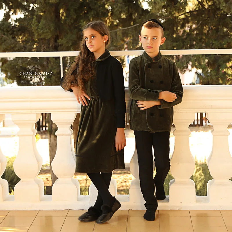 Family Matching New Shabbos Velour Kids Clothing Teen Set Girl Dress Boys Top Baby Overall Rompers Flowers Embroidery and Ribbon