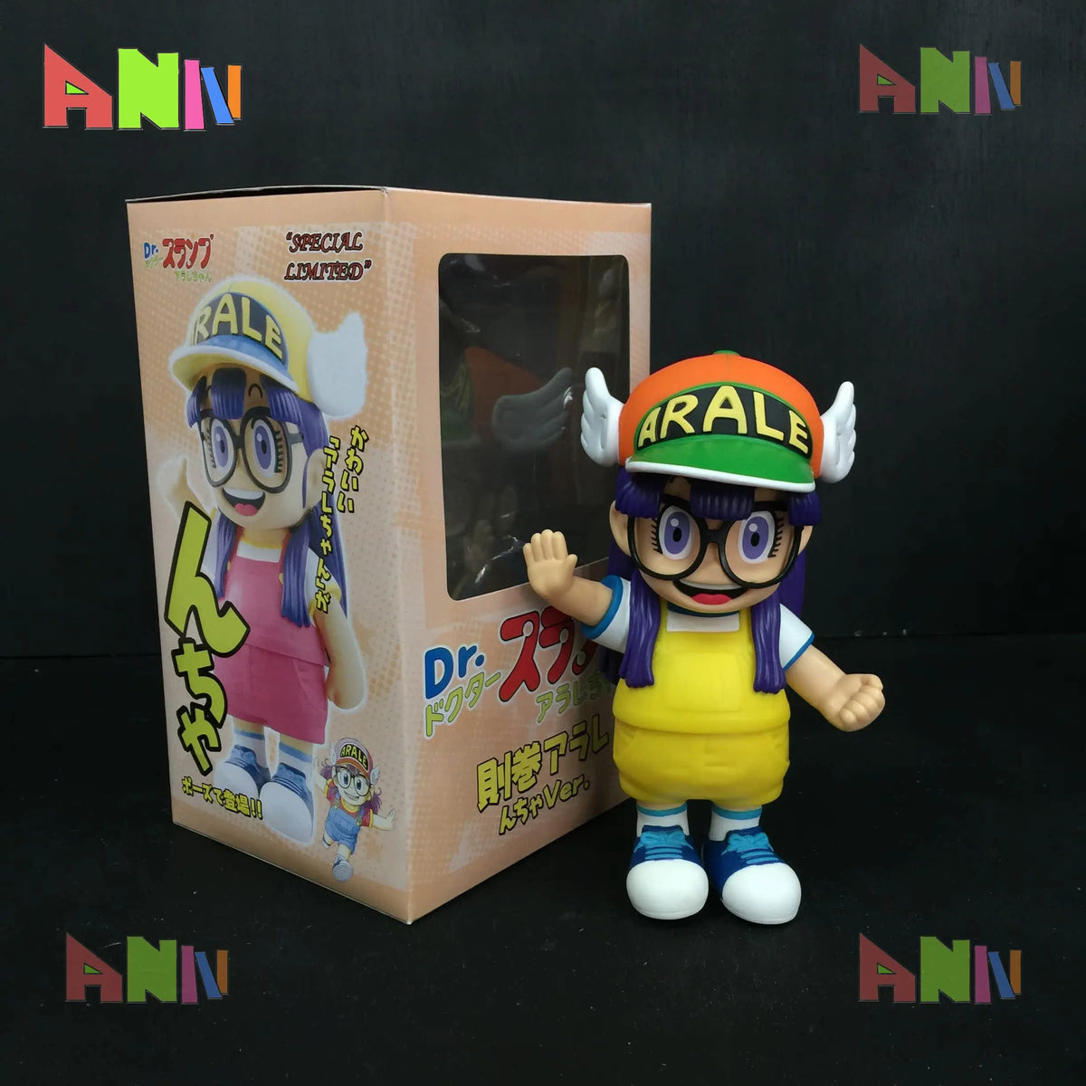 16cm Arale Anime Figure Special Edition Dr Slump Cartoon Stupid Superman Little Child Kawaii Statue Doll Decoration Toy Gift