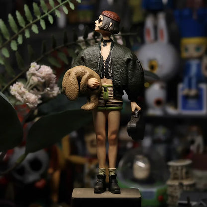 New Leon And Mathilda 1 Set Statue Trendy Killer Doll Movie The Professional Action Figures Model Toys Scene Decoration Gifts