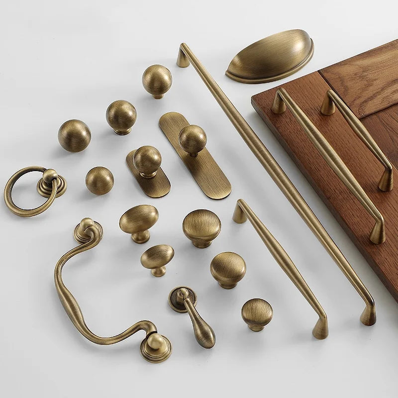 Light Luxury Brass Furniture Handles Retro Long Strip Cabinet Handles Round Door Drawer Knobs Kitchen Wardrobe Cupboard Pulls