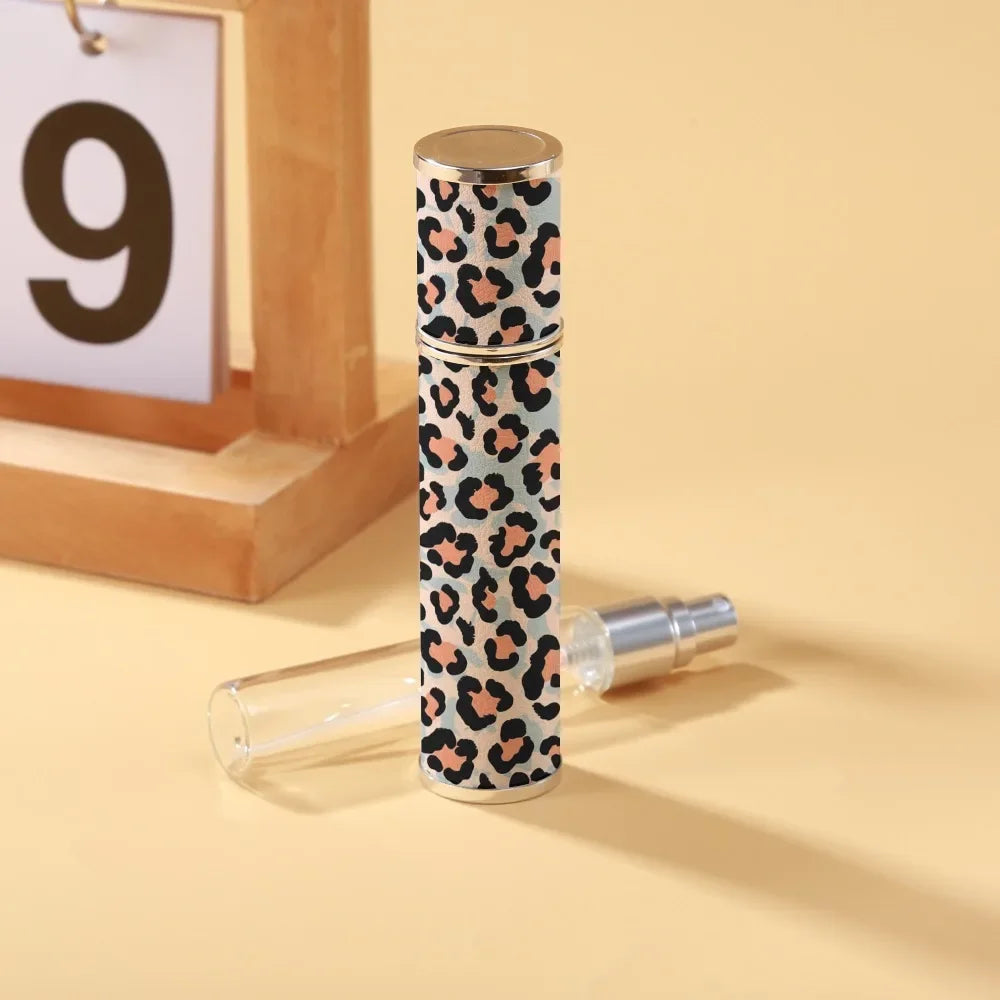 10ml Mini Perfume Bottle PU Leather Essential Oil Alcohol Spray Rotating Bottle Refillable Spray Atomizer Bottle
