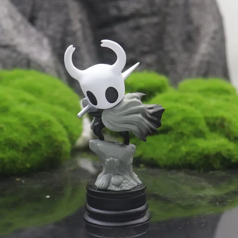 Hollow Knight Gods Nightmares Hornet Anime Game Figure SPY FAMILY Yor Forger Action Figure The Knight Figurine Model Doll Toys