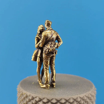 2.9cm Antique Brass Timeless Love Sculpture Couple with Flowers Miniature for Terrariums, Romantic Desk Decor & Collectible