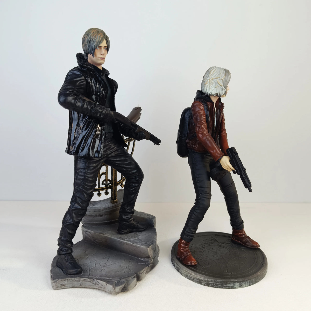 21cm Resident Evil Action Figures Leon And Grace GK Statue Decorative Figures
