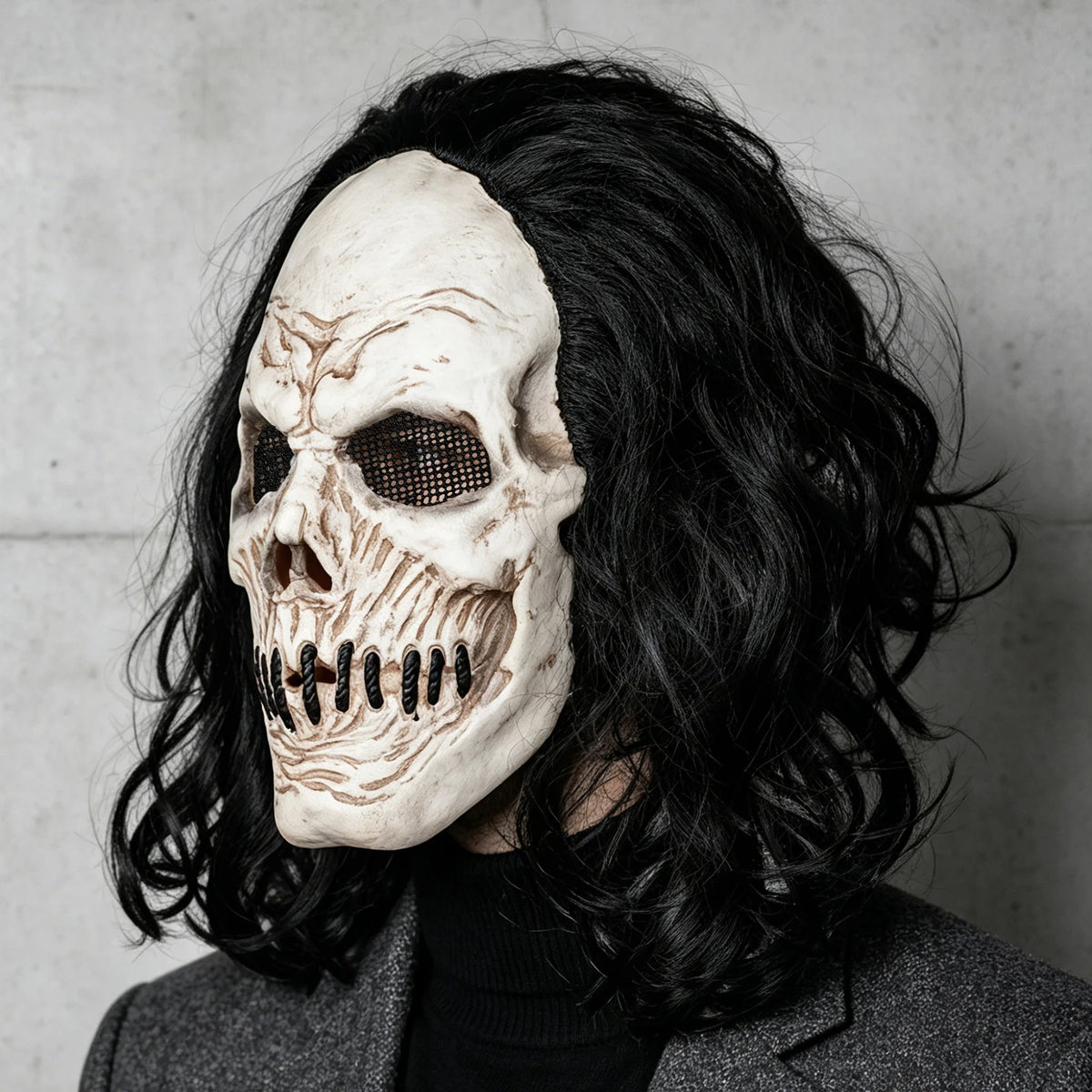 Black Long-Haired Skull Mask, Perfect for Holiday Parties, Halloween Pranks, Masquerade Balls, and Carnival Parties, Made of Latex