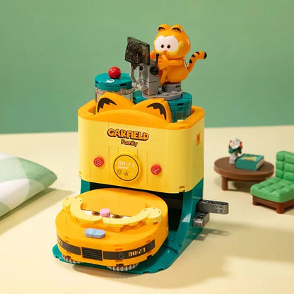 Pantasy Garfield Crystal Ball Series Fun Gashapon Machine Building Block Puzzle Model Desktop Ornament Children's Gift