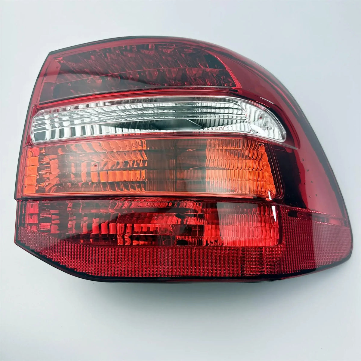 95563148702 95563148802 Tail Light Suitable for Cayenne 2007-2010