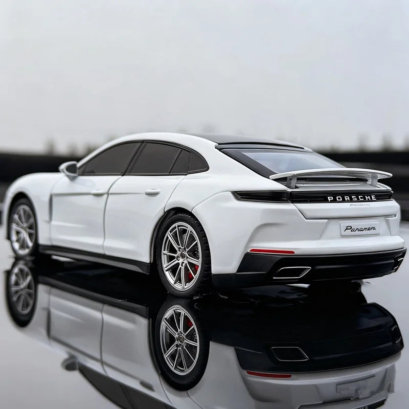 1:24 Porsche Panamera 2025 Coupe Alloy Sports Car Model Diecast Metal Vehicle Car Model Sound and Light Simulation Kids Toy Gift