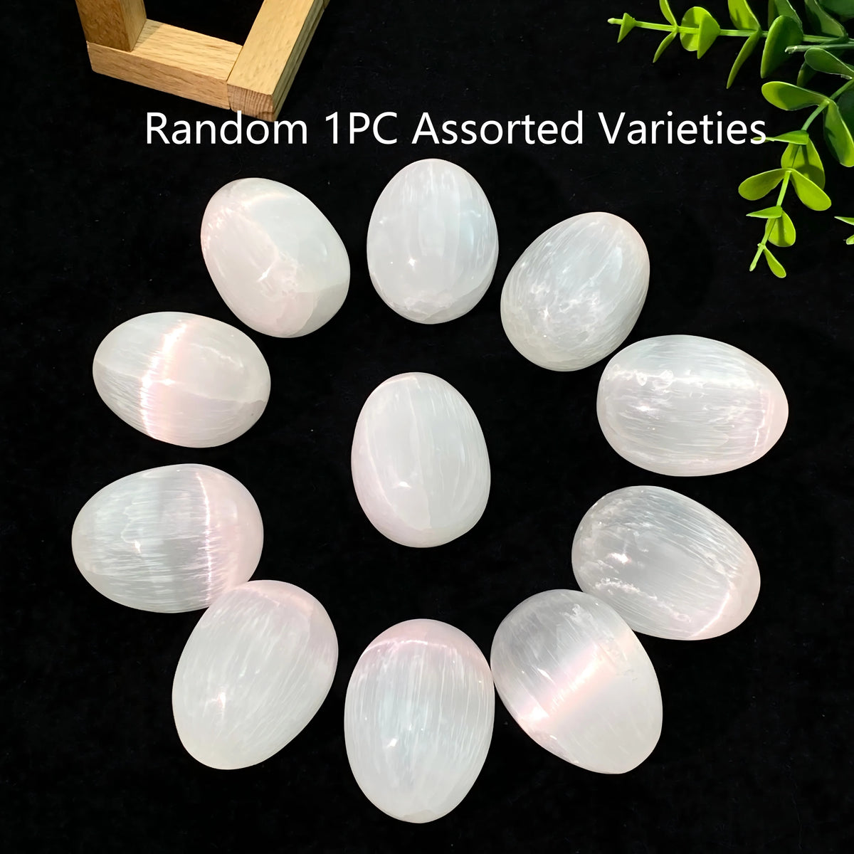 Random 1PC High Quality Natural Selenite Egg,Birthday Gift,Men/Women Gift,Scene Decoration,Crystal Ornaments,Table Decoration.
