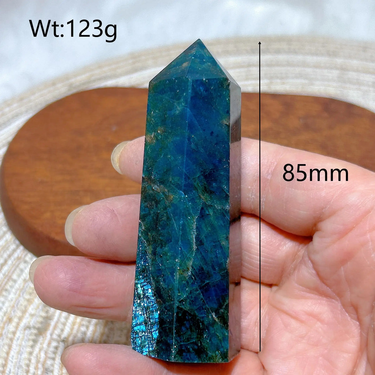 Natural Crystal Blue Flashy Apatite Tower Healing Gemstones High Quality Mineral Reiki Ornament Home Decorations Gift
