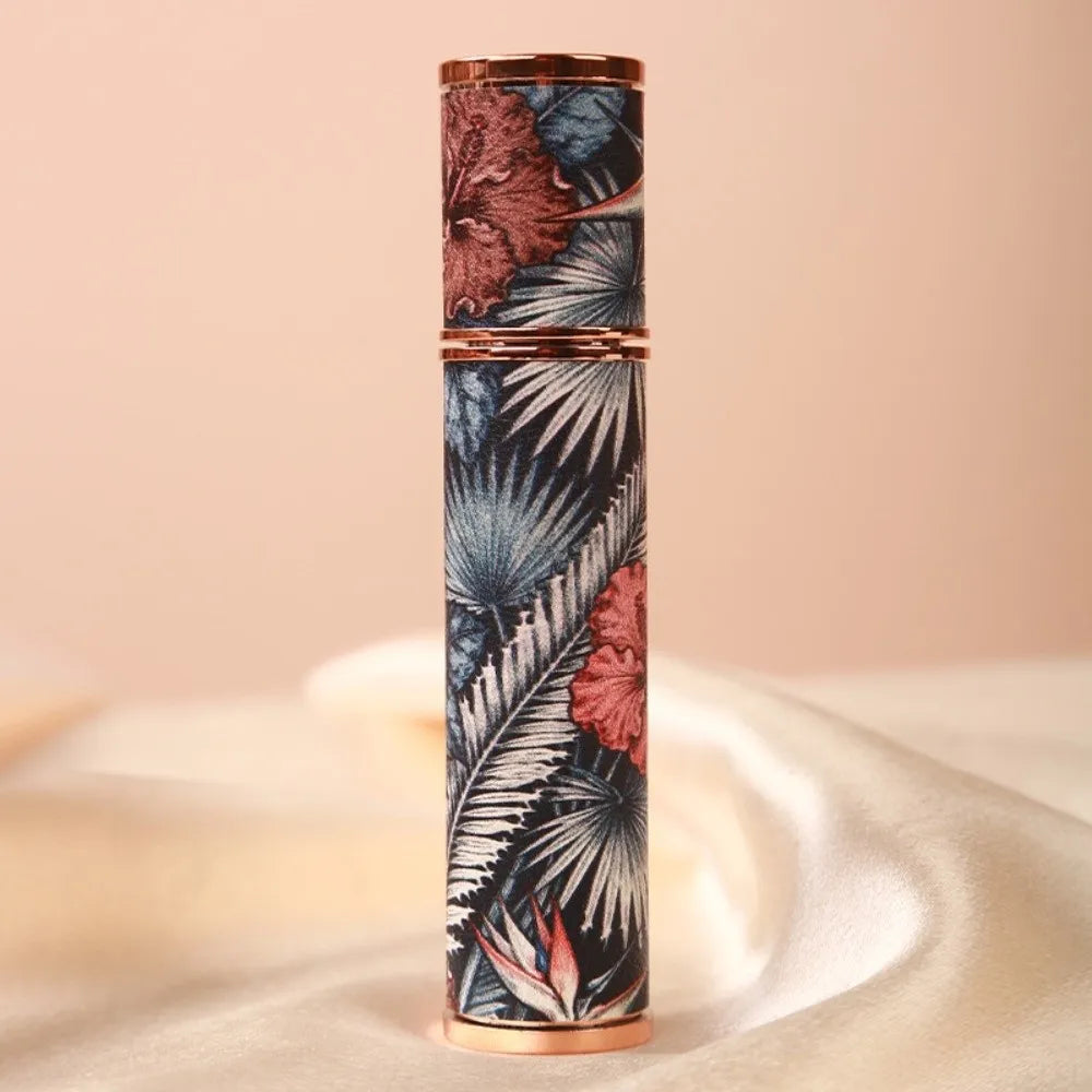 10ml Mini Perfume Bottle PU Leather Essential Oil Alcohol Spray Rotating Bottle Refillable Spray Atomizer Bottle