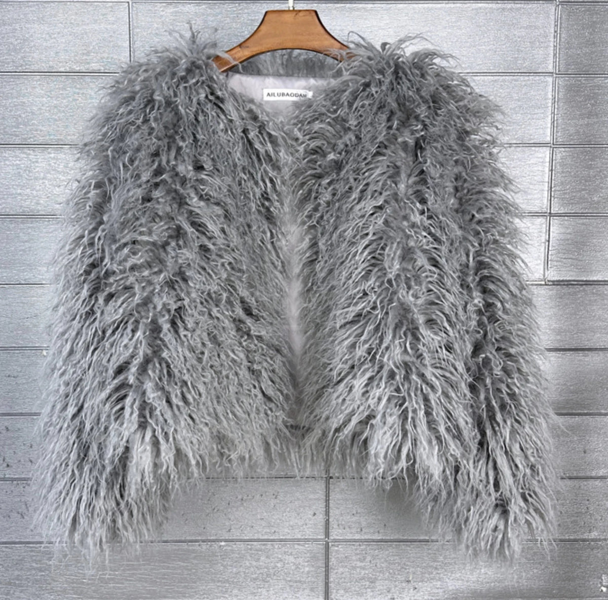 Women's Fur Coat Colorful Furry Pink Lamb Wool Faux Fur Coat Female Shaggy Sheepskin Coat Winter Artificial Fur Jacket