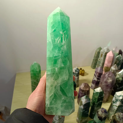 Huge Wand Natural Crystal Point Green Fluorite Tower Healing Stone Energy Ore Mineral Obelisk Home Office Degaussing Decor Gem