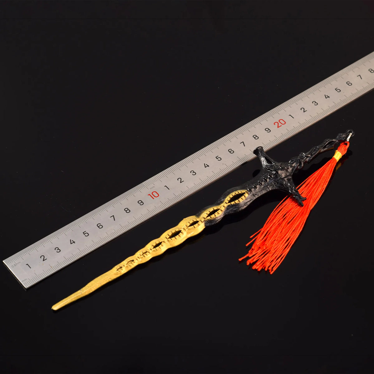 Mini Dark Moon Sword Keychain ER Game Peripherals Ranni Hand of Malenia Moonveil Sword Model Key Ring llavero Gift Toys