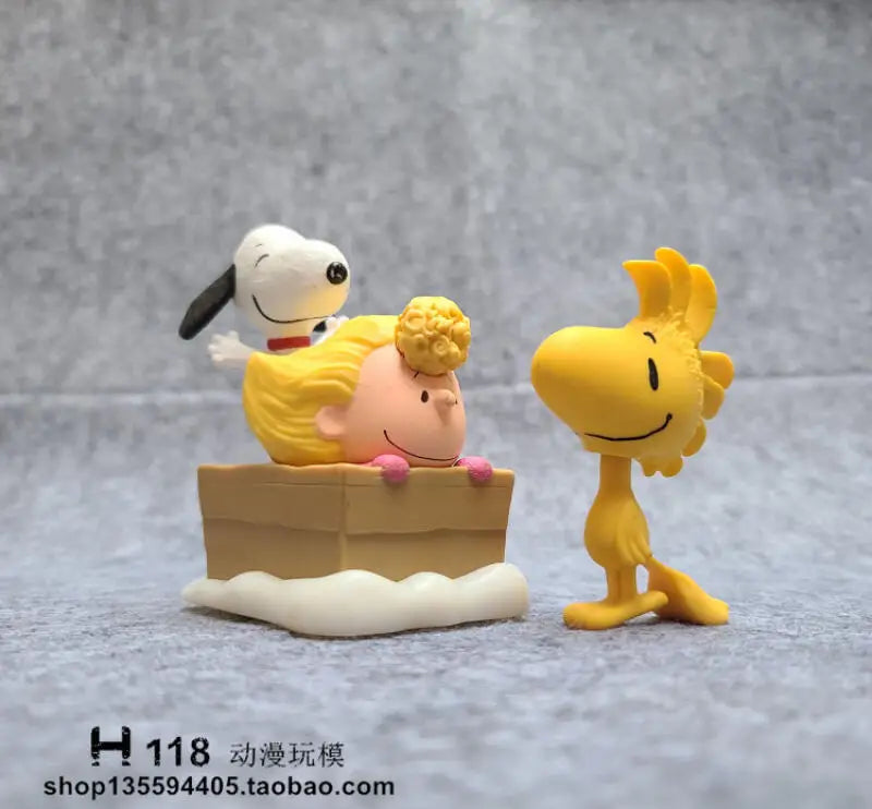 Snoopy Sally Woodstock Figure Ornament Cartoon Doll Model Interior Decoration Mini Figurine Toy Desktop Display Gift for Fans
