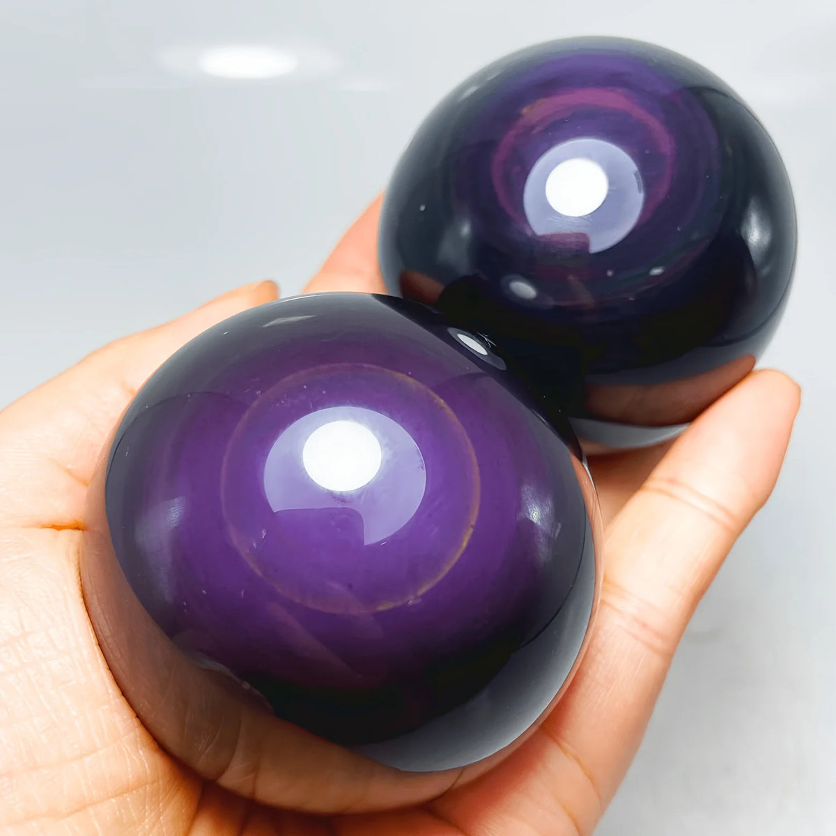 1pc a 1.97-2.36inch Natural Colorful Obsidian Sphere, Featuring a Rainbow Sheen. This Polished Stone