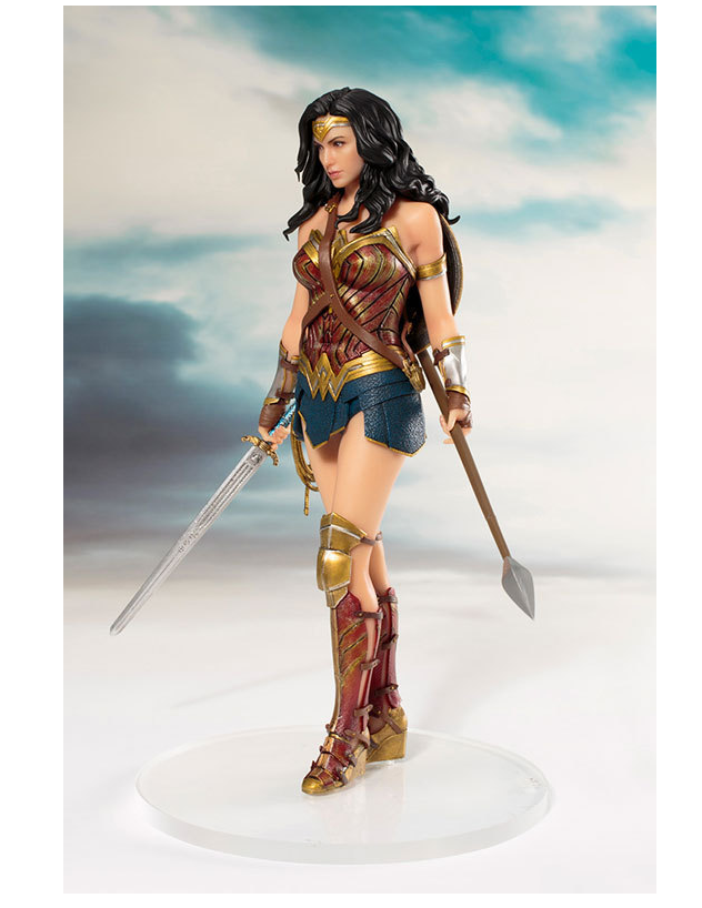 DC Wonder Woman Figurine Collectible Statue 19cm