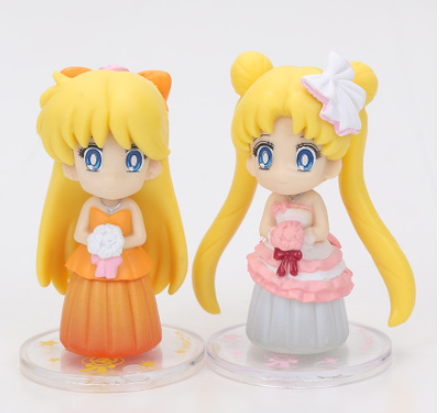 Salon Moon Anime Figurine Display Piece