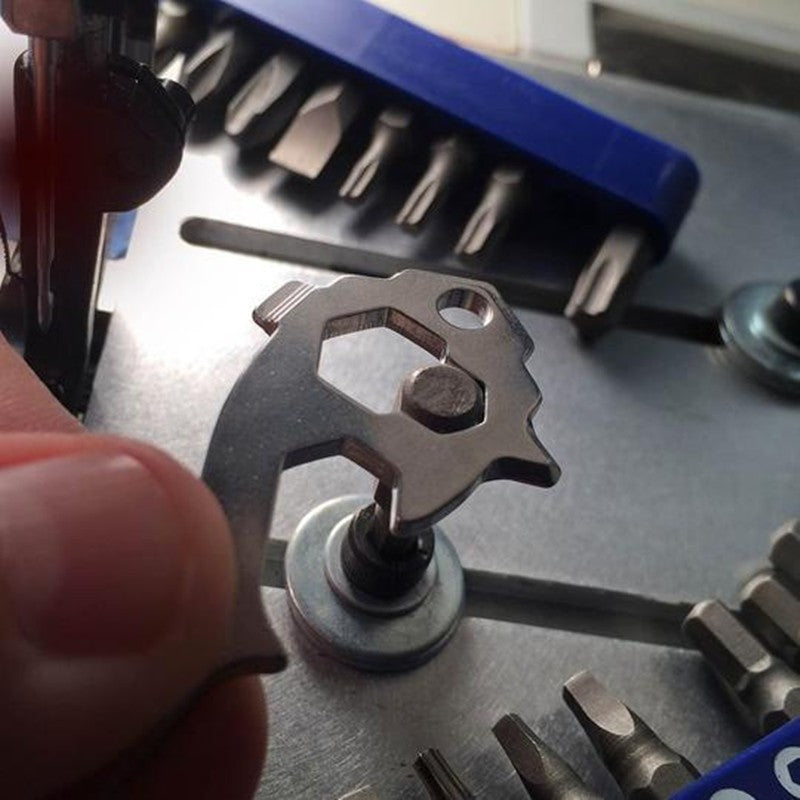Multifunctional EDC Tool with Keychain Bottle Opener