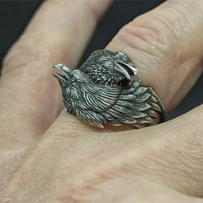 Fashionable Black Crow Ring - Vintage Evil Wizard Style