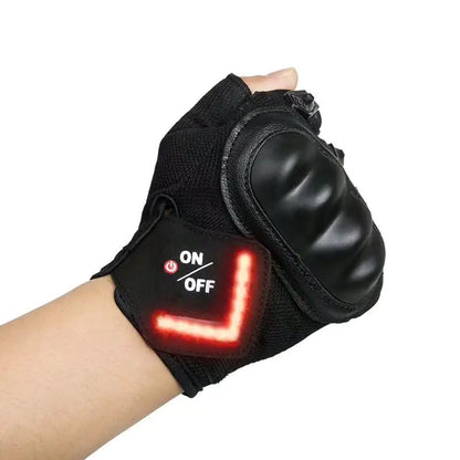 Auto Sensing Sport Riding Gloves for Enhanced Control